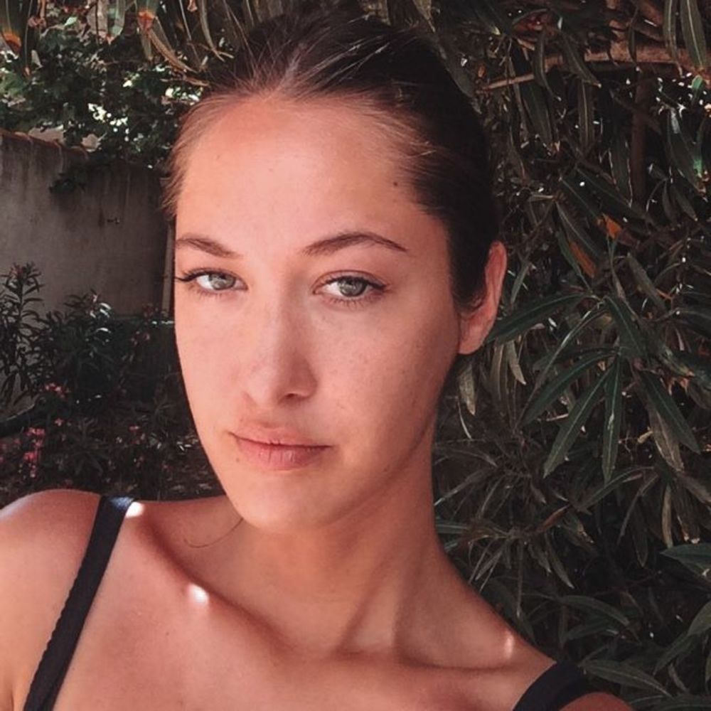 Meet your Posher, Lara